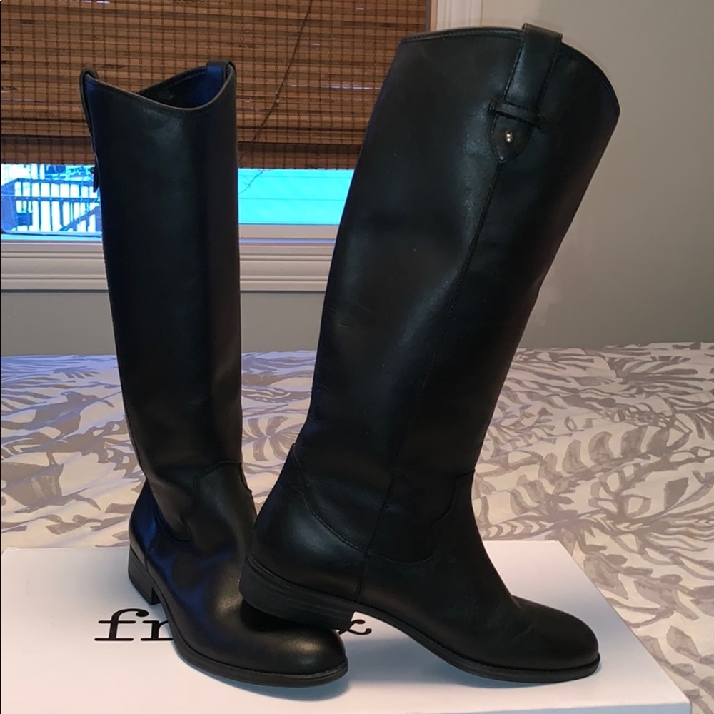 Frye & Co. Tania pull on boot.